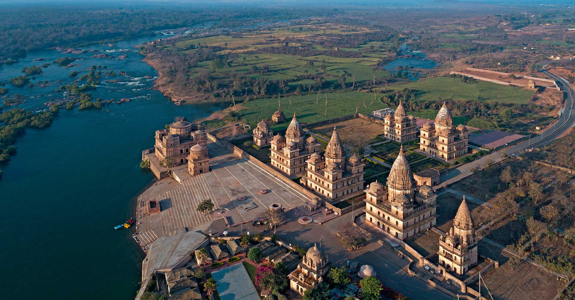 Orchha and the Betwa