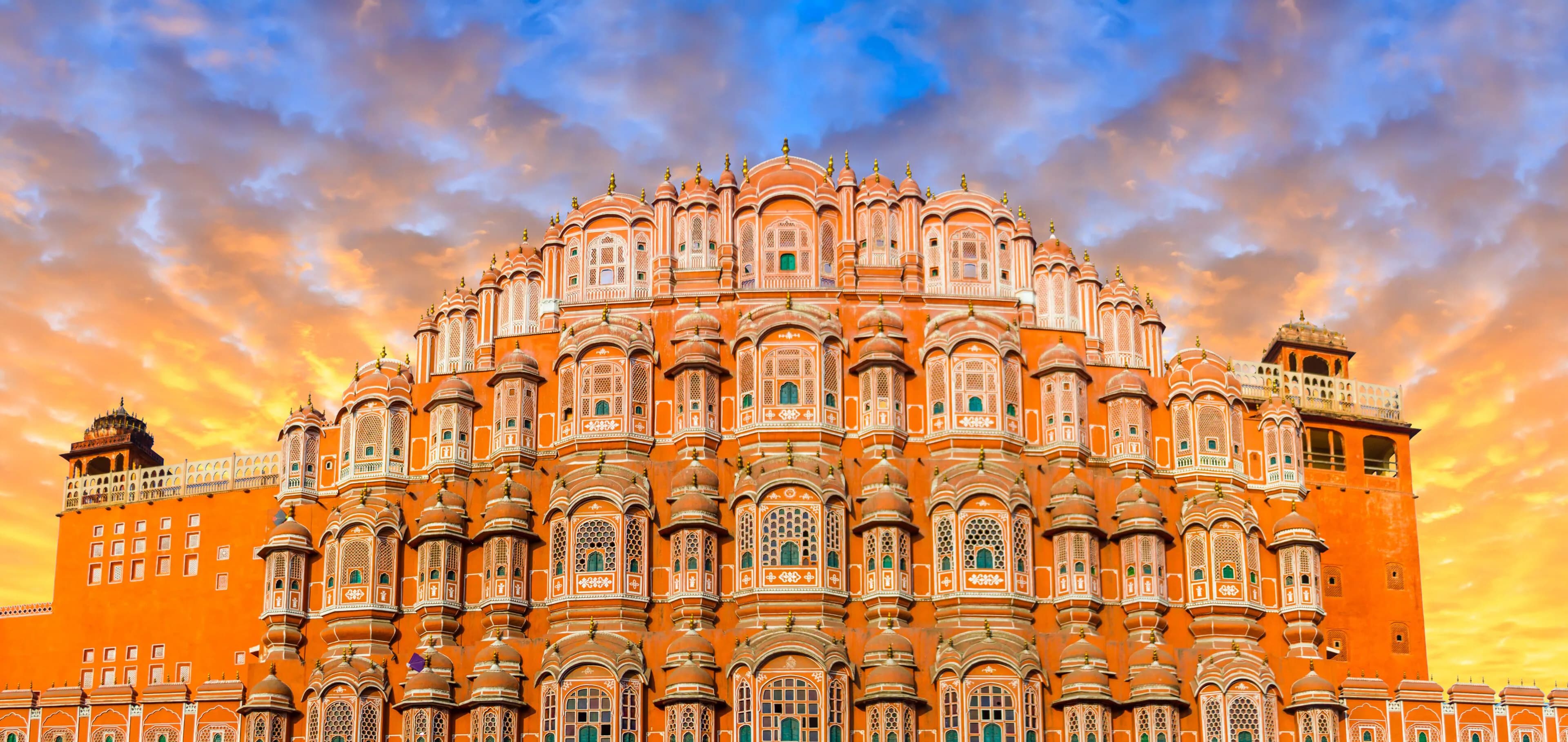 Pushkar Camel Fair Guide: Dates, Tips & What to Expect