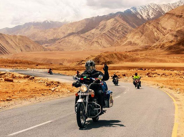 Manali to Leh Ladakh Bike Trip (9 Days)